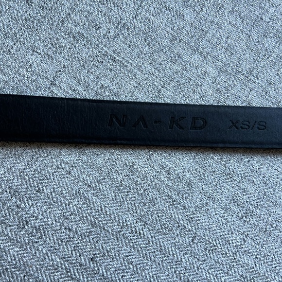 NA-KD belt faux snake, gold detail - Picture 3 of 3